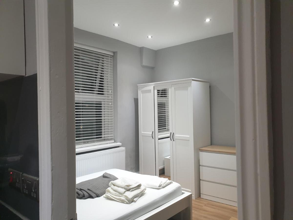 Lovely 1 Bedroom Flat High Barnet 3 Mins Away Eksteriør billede